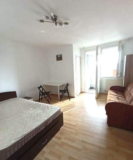 Titan, Lucretiu Patrascanu stradal 2 minute metrou